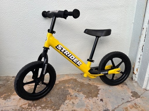 ストライダー スポーツモデル 12インチ イエロー ストライダー