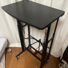 1人用スタンディングデスク（昇降式）【値段相談可】の画像