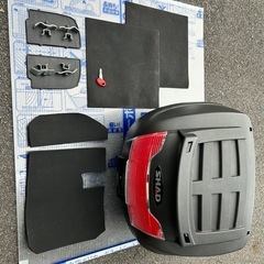（取引完了
 ） バイク リアボックス SHAD SH40
