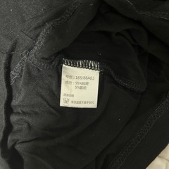 UNIQLO ブラトップ 黒白セットの画像
