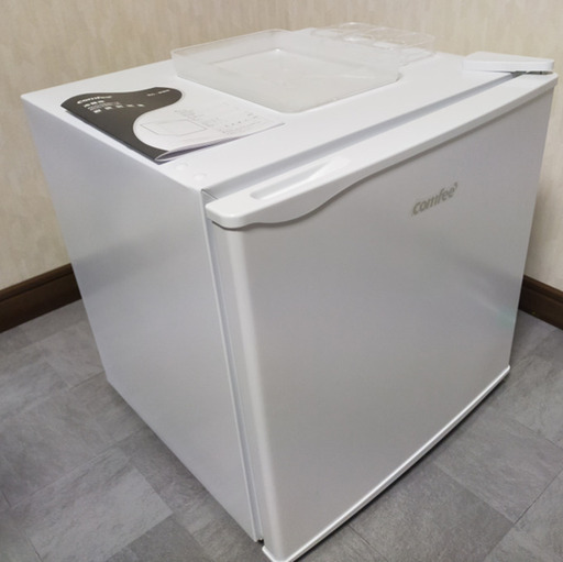 コンフィー(COMFEE’) COMFEE' 冷蔵庫 45L 右開き ホワイト RCD45WH/E コンパクト 静音 省エネ