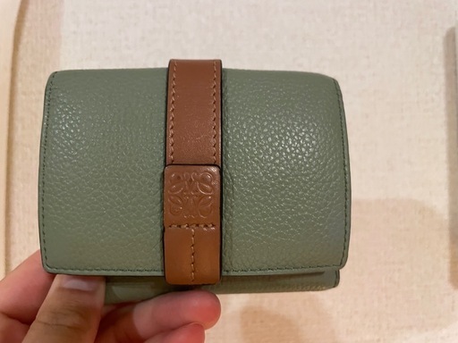 LOEWE財布