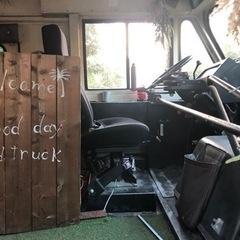 キッチンカーの画像