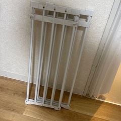 【取引完了】ニトリ 2セット ポールスライド　突っ張り棚　伸縮の画像