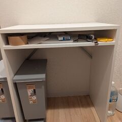 白い机/テーブル