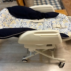 コンビ　ハイローチェア
の画像