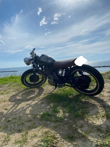 SR400  フルカスタム　カフェレーサー