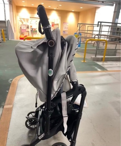 Combi  ベビーカー