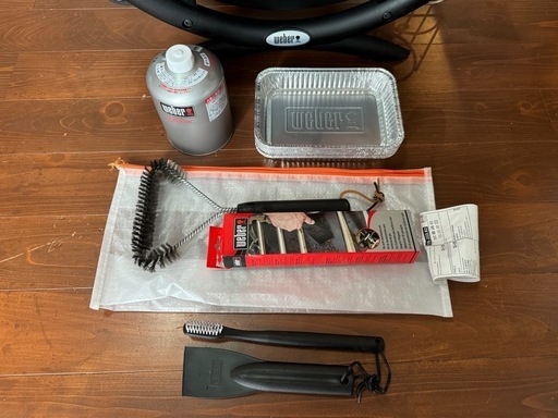 weber 　Q1250 グリル 　ポータブルカートセット　その他色々付き