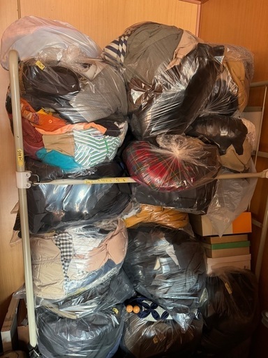 20240728  古着 他　靴、鞄　約20〜30袋