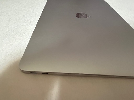 【美品】MacBook Air (Retina, 13-inch, 2020)_256GB