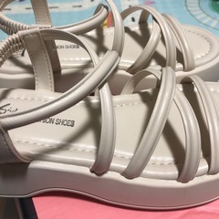 新品未使用　22.5の画像