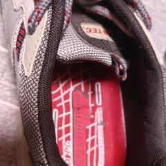 27cmスニーカーの画像