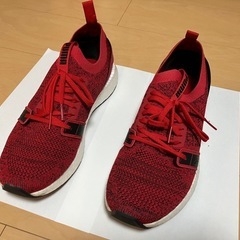 ランニングシューズ　PUMA NRGY