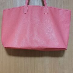 綺麗なトートバッグの画像