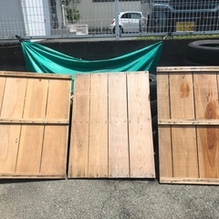 値下げ！　中古　使用感有り！　木製パレット　　　　　