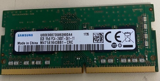 メモリ DDR4   8GB