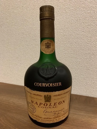 【未開栓】 COURVOISIER NAPOLEON COGNAC クルボアジェ ナポレオン　コニャック　ブランデー　お酒　古酒