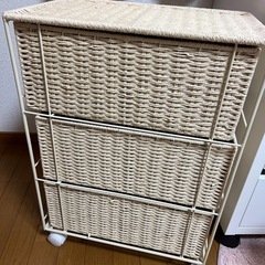 IF 3段引き出し＋取っ手付き収納ボックスの画像
