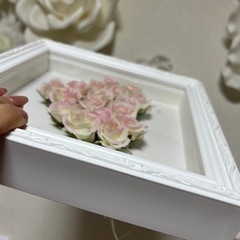 ハートのバラ壁がけの画像