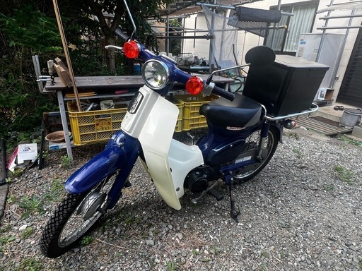 スーパーカブ50 AA01 人気の黒エンジンイグニッションモデル