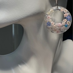 ハンドメイドピアスの画像