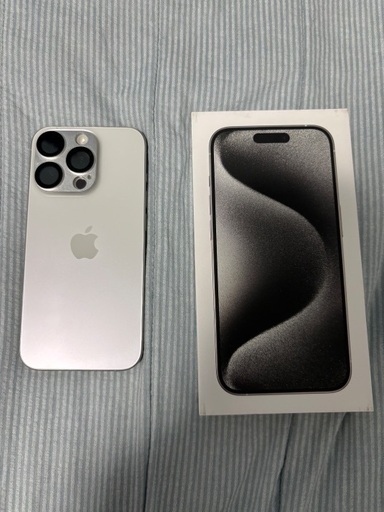 iPhone 15pro 256GB ホワイトチタニウム
