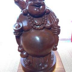 木彫り布袋 約46cm 台付き 25cm×33cm