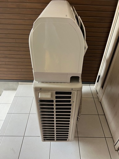 引取り専用　日立白クマ14畳用　エアフィルターお掃除機能付き　
4.0kwエアコン　RAS-X40J2（W） 