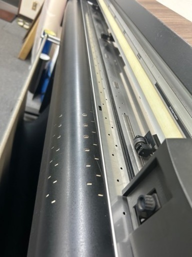 カッテングマシーンCUTTING PLOTTER FC8000-100