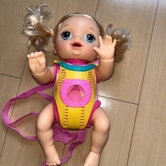 説明書付、はいはいベビーBabyAliveちゃんの画像