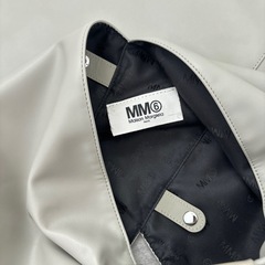 MM6 ジャパニーズバッグ T54WD0039 ライトグレーの画像