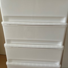 【受付終了】衣類ケースの画像