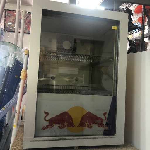 Redbull冷蔵ショーケース