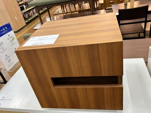【トレファクイオンタウン上里店】サイドテーブル引き出し入荷しました！！