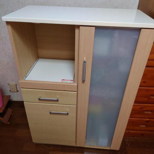 キッチン収納棚