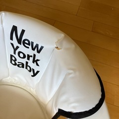 赤ちゃん歩行器の画像