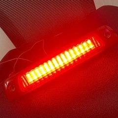ダイハツ　ハイゼットカーゴ　ハイクオリティなLEDハイマウント