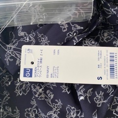 女性のドレス (宅配便で発送できます)の画像