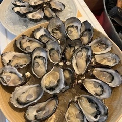 【あと2名でキャンセル待ち】東京で旬の牡蠣を楽しむ独身ワイン会