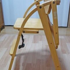 木製ベビーチェアー　の画像