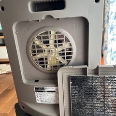 セラミックファンヒーターの画像