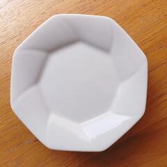 【お取引中】白い8角形のお皿　23枚　食器　の画像