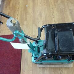 中古品 Mikasa 三笠産業 自走式振動 プレートコンパクター ガソリンエンジン MVH-150 整備済みの画像