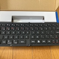 折りたたみキーボードワイヤレスの画像
