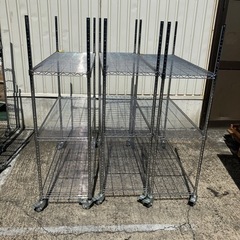 ご予約済み　中古　3台セット　スチールラック　棚板3枚　キャスタ...