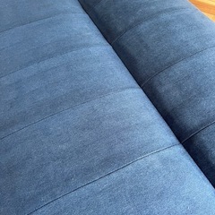 軽トラックでご希望場所まで配達できます！3〜4人掛け　ソファベットの画像