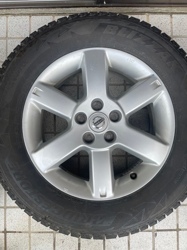 [取引中]4本　日産純正ホイール付きスタッドレス