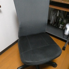 【8月7日受付最終日】デスクチェア（黒）