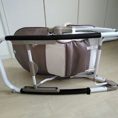 くまさんバウンサー　ベージュ　おもちゃ付き　外箱付きの画像